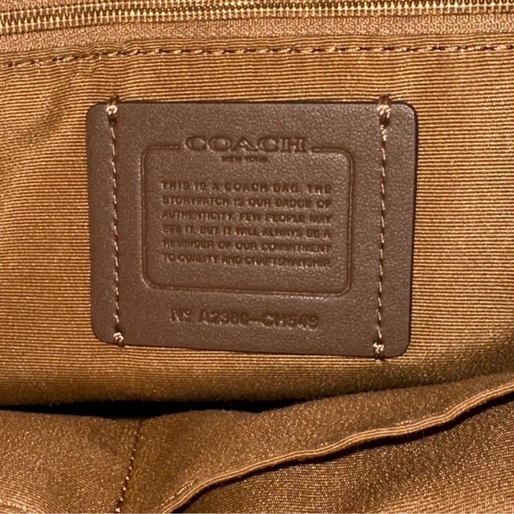 Coach
COACH Women's Andy Tote Bag With Floral Cluster Print - Picture 6 of 7